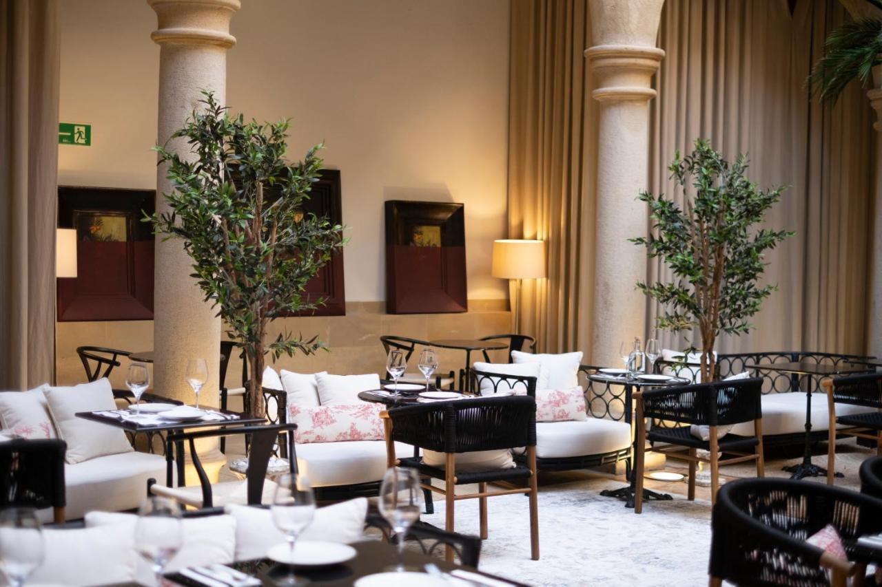 Hotel Cetina Palacio De Los Salcedo Baeza Bagian luar foto